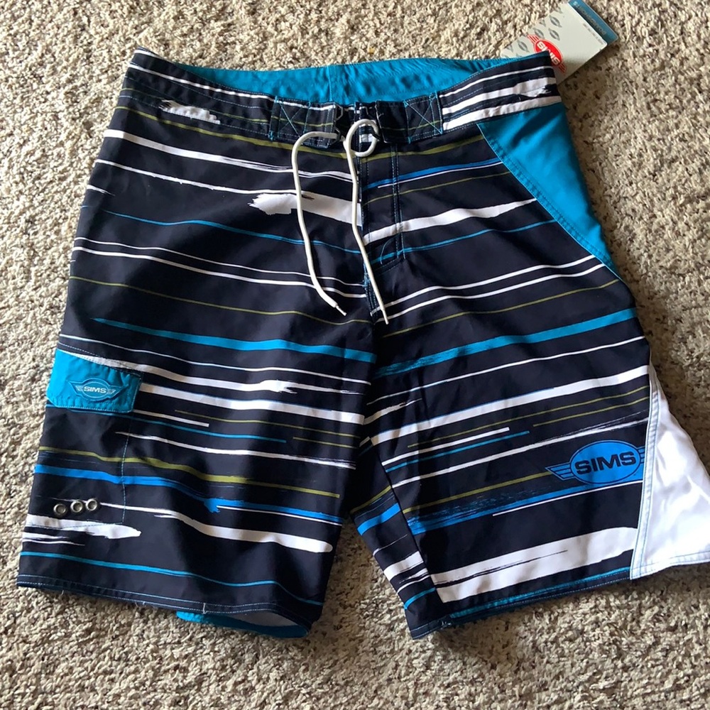 NWT Men’s Sims size 36 swim shorts
